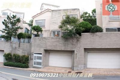 秀岡低價特惠別墅☆大台北華城☆秀岡山莊康橋學校視意圖